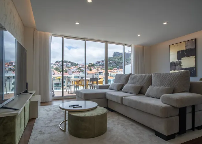 Freemont 아파트 푼샬