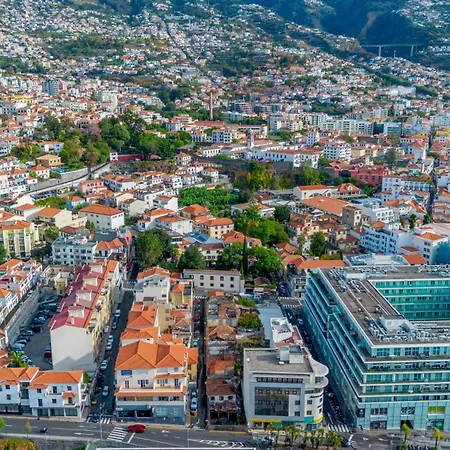 Freemont * Funchal (Madeira)